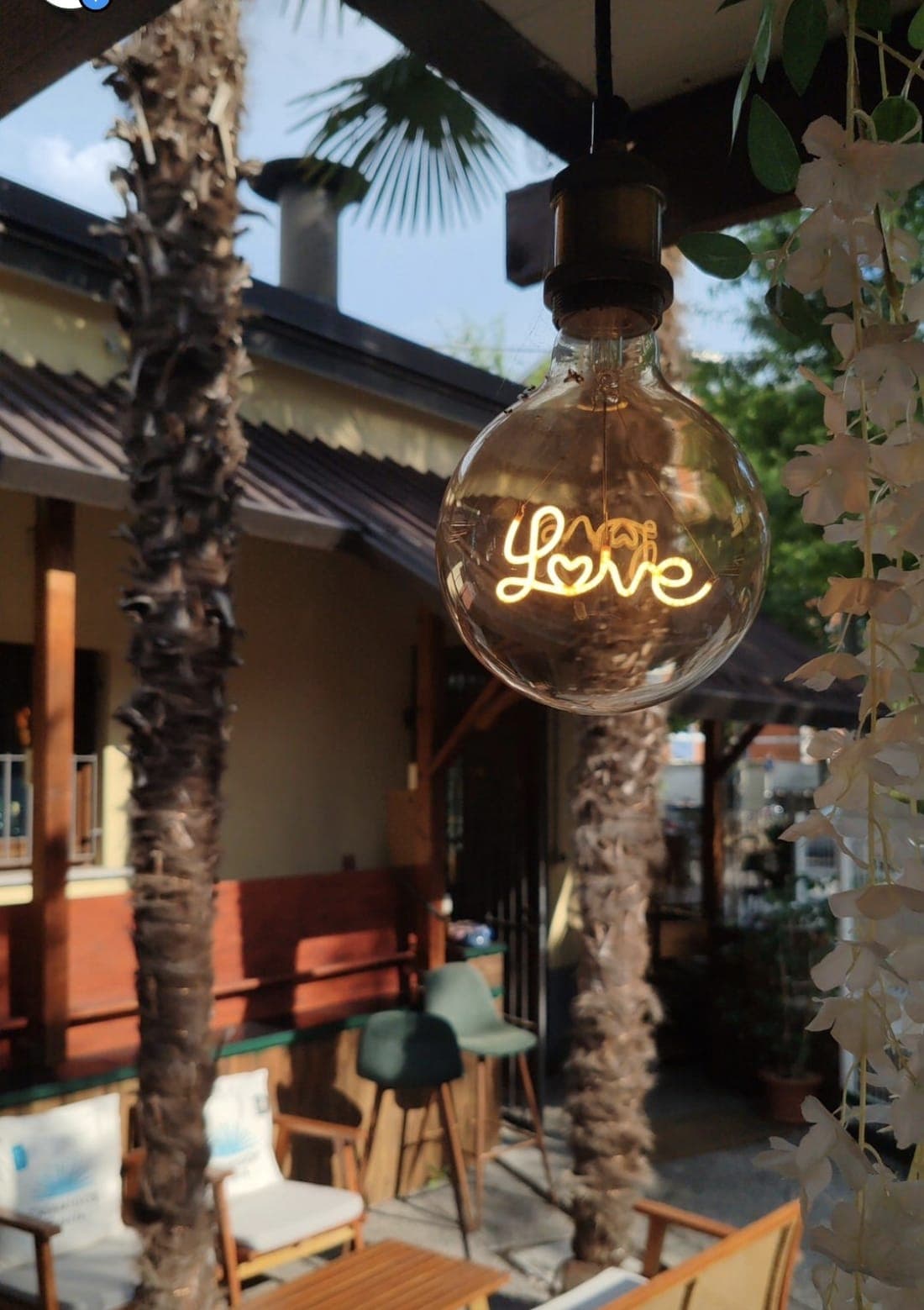 Interno del Bar Is The Name